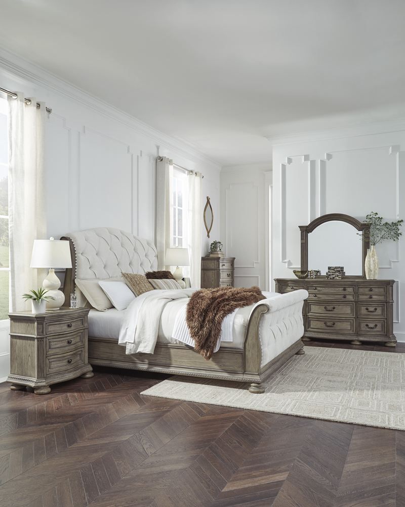 Ardenfield Queen Bedroom Suite With Dressing Table & Mirror