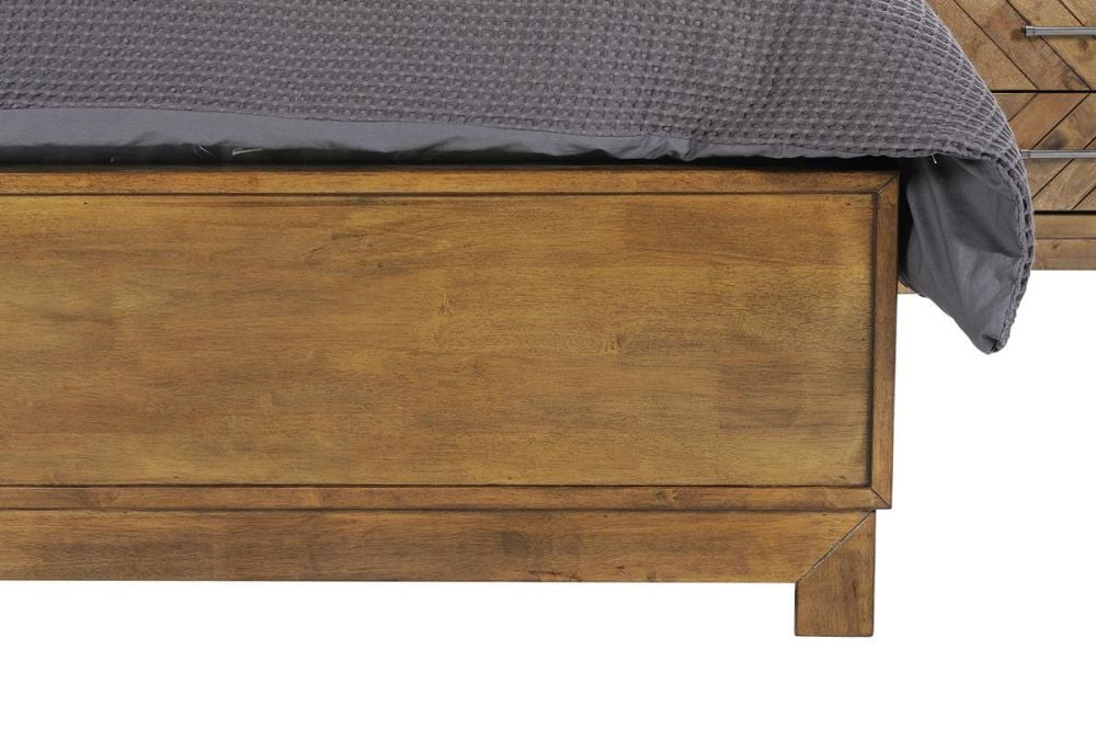 Chevron Queen Bed