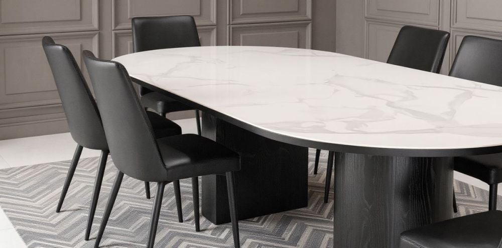 Como 2400 Dining Table - Black