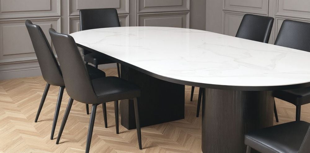 Como 2400 Dining Table - Black