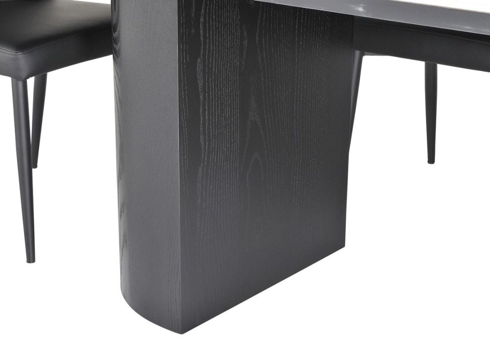 Como 2400 Dining Table - Black