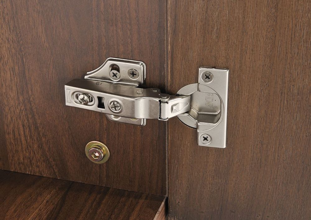 Como 4 Door Buffet - Walnut