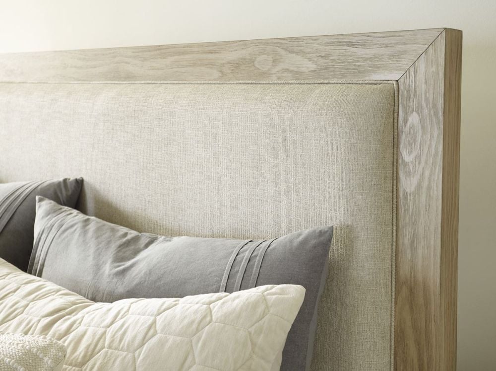 Hennington Queen Bed