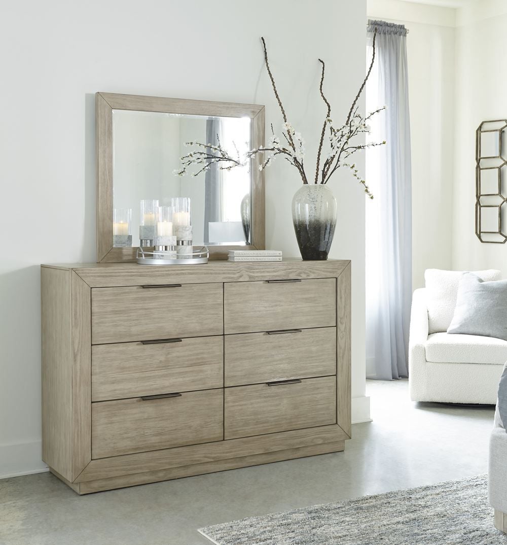 Hennington Queen Bedroom Suite With Dressing Table & Mirror