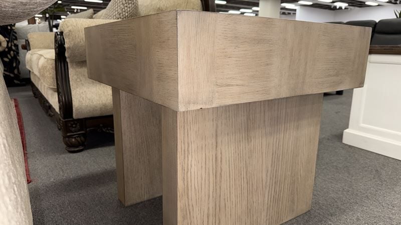 Clearance - Jorlaina Lamp Table