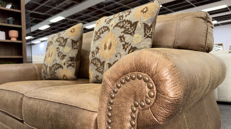 Clearance - Larkinhurst 2-Seater Loveseat