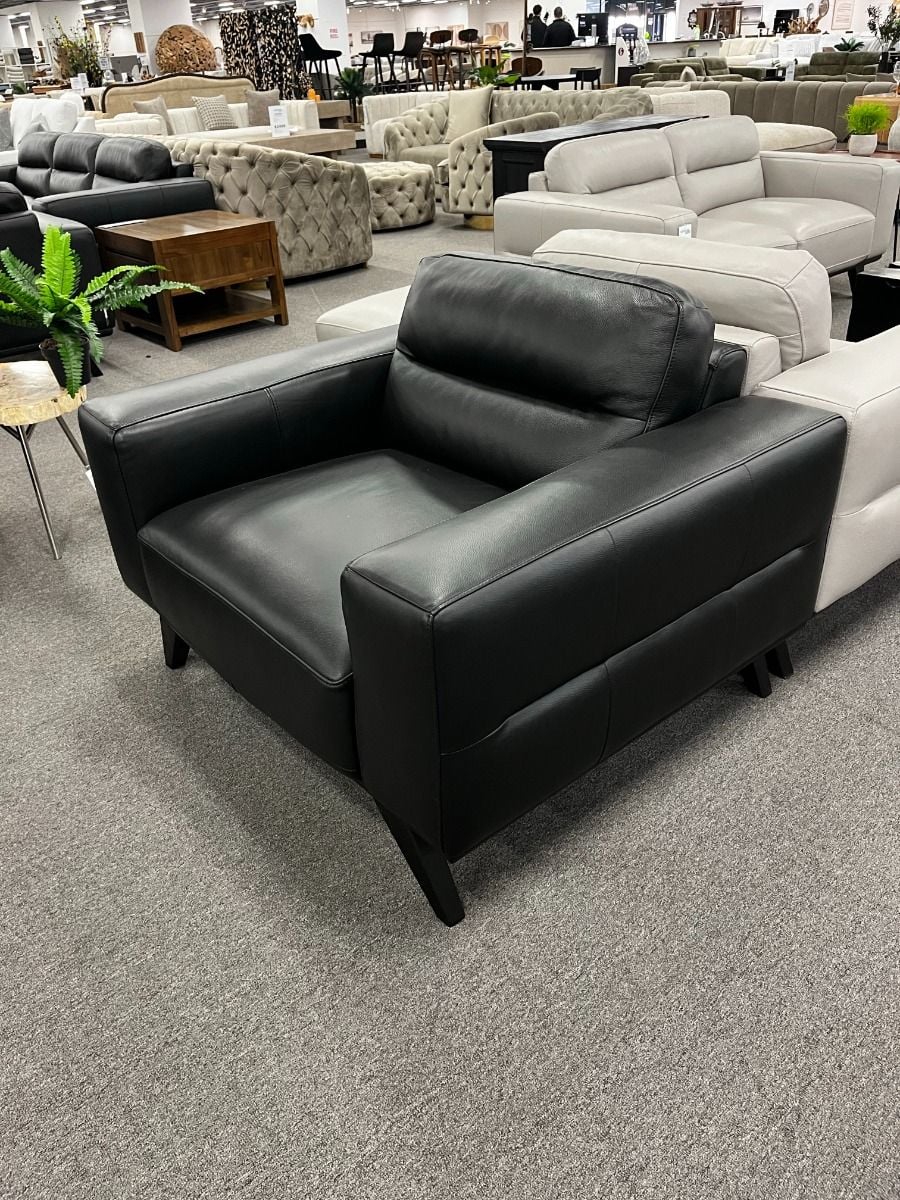 Matera Armchair Black Leather Ebony Oak Leg