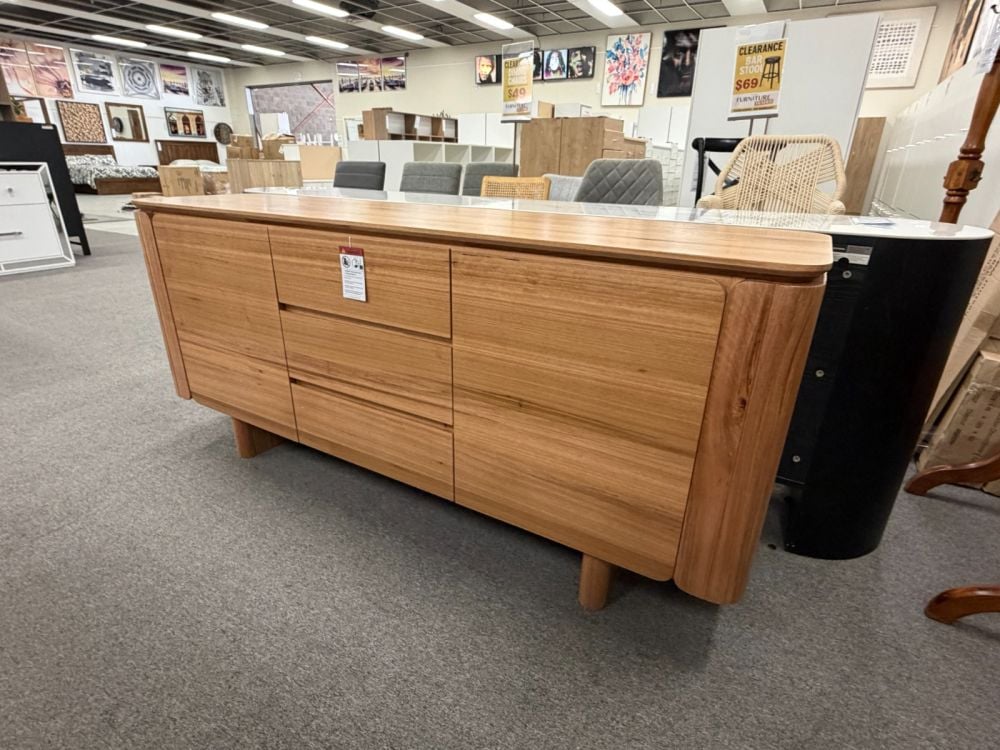 Minto 3 Drawer & 2 Door Buffet