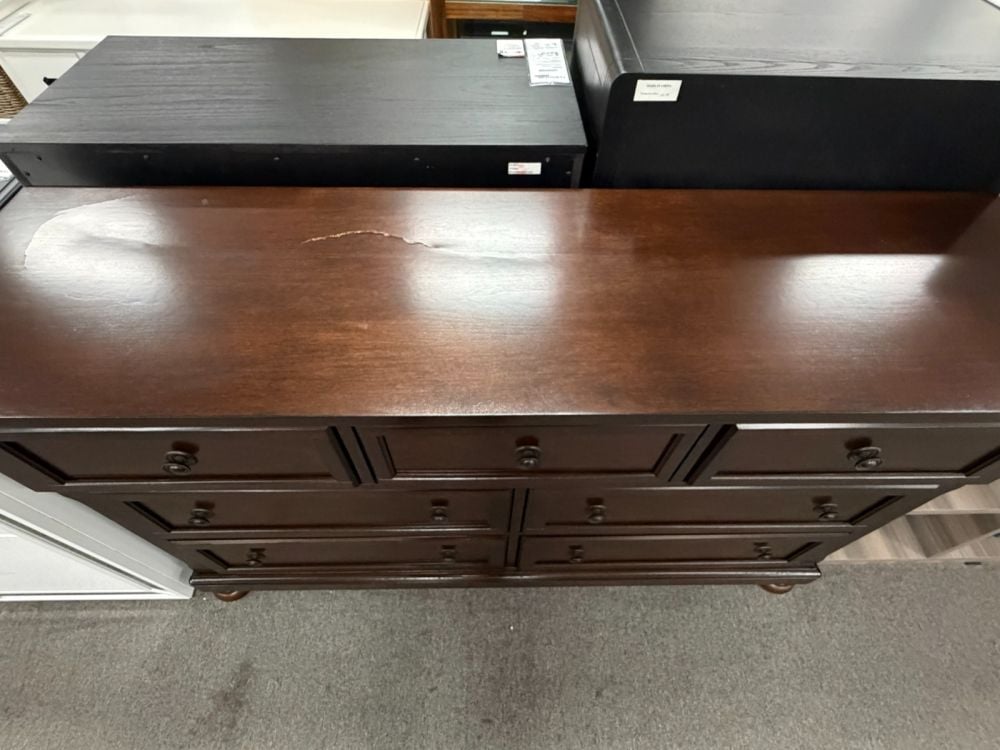 Porter Dresser (damaged)