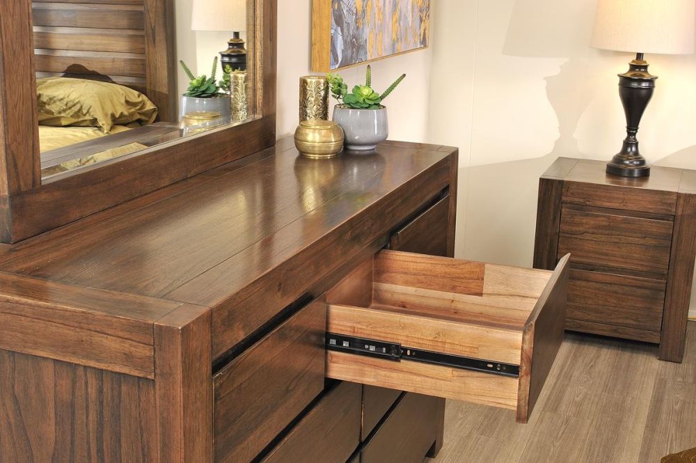 Metro 5 Piece King Bedroom Suite With Dressing Table & Mirror - Oak