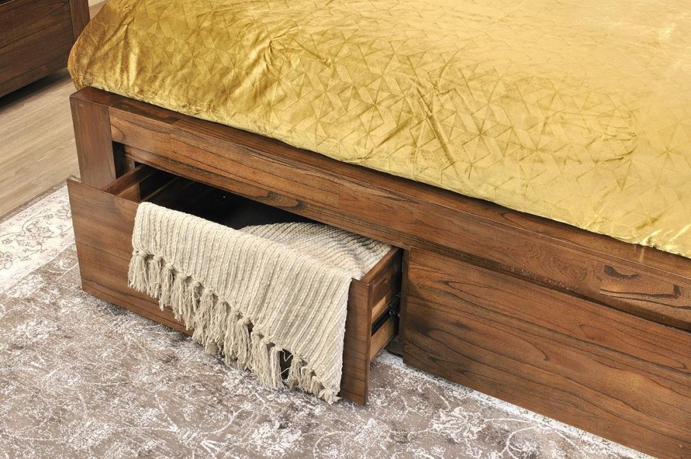 Metro 5 Piece King Bedroom Suite With Dressing Table & Mirror - Oak