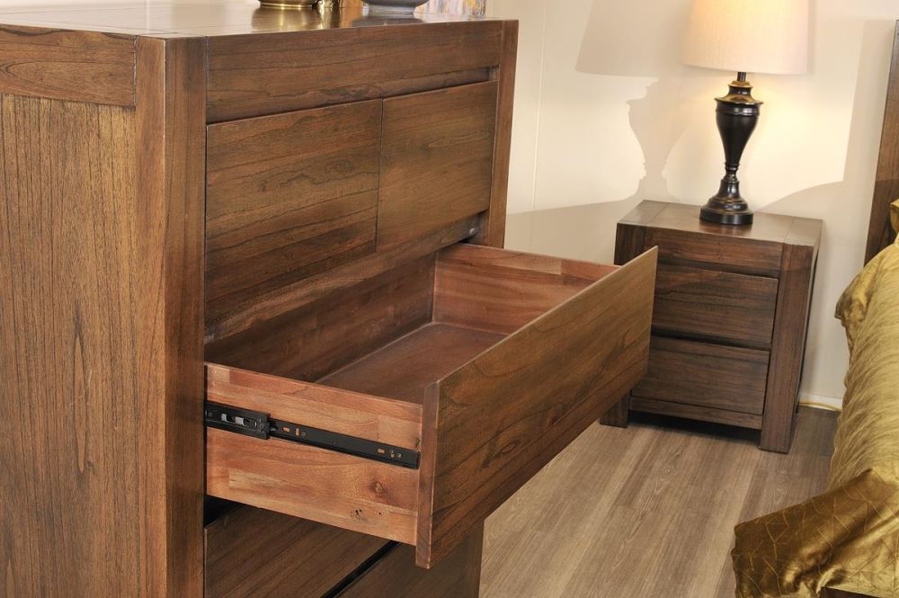 Metro 4 Piece King Bedroom Suite With Tallboy & Underdrawers Oak