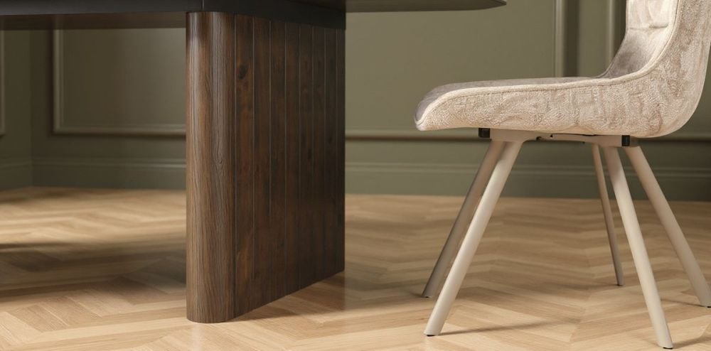 Riviera 1600-2000 Extension Dining Table