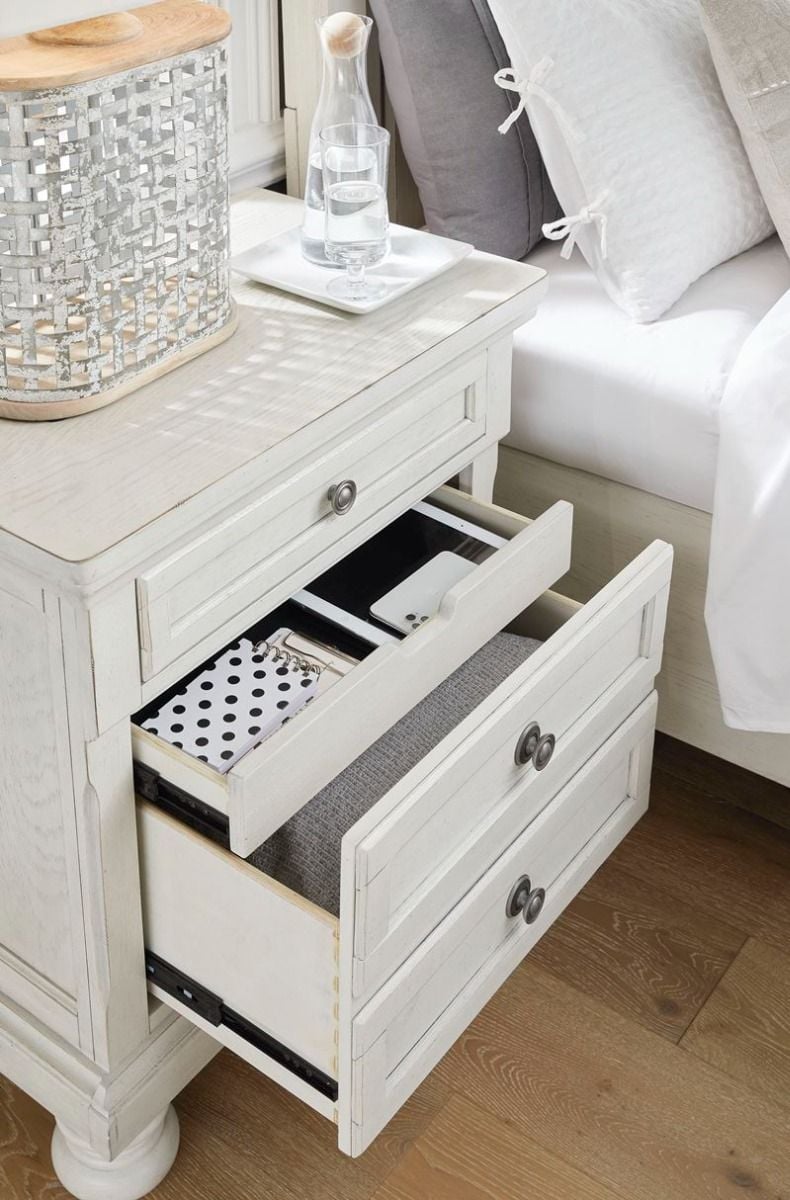Robbinsdale 2 Drawer Bedside Table