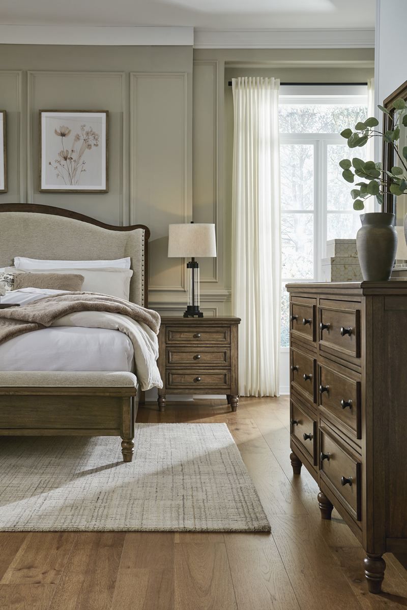 Sturlayne King Bedroom Suite With Dressing Table & Mirror