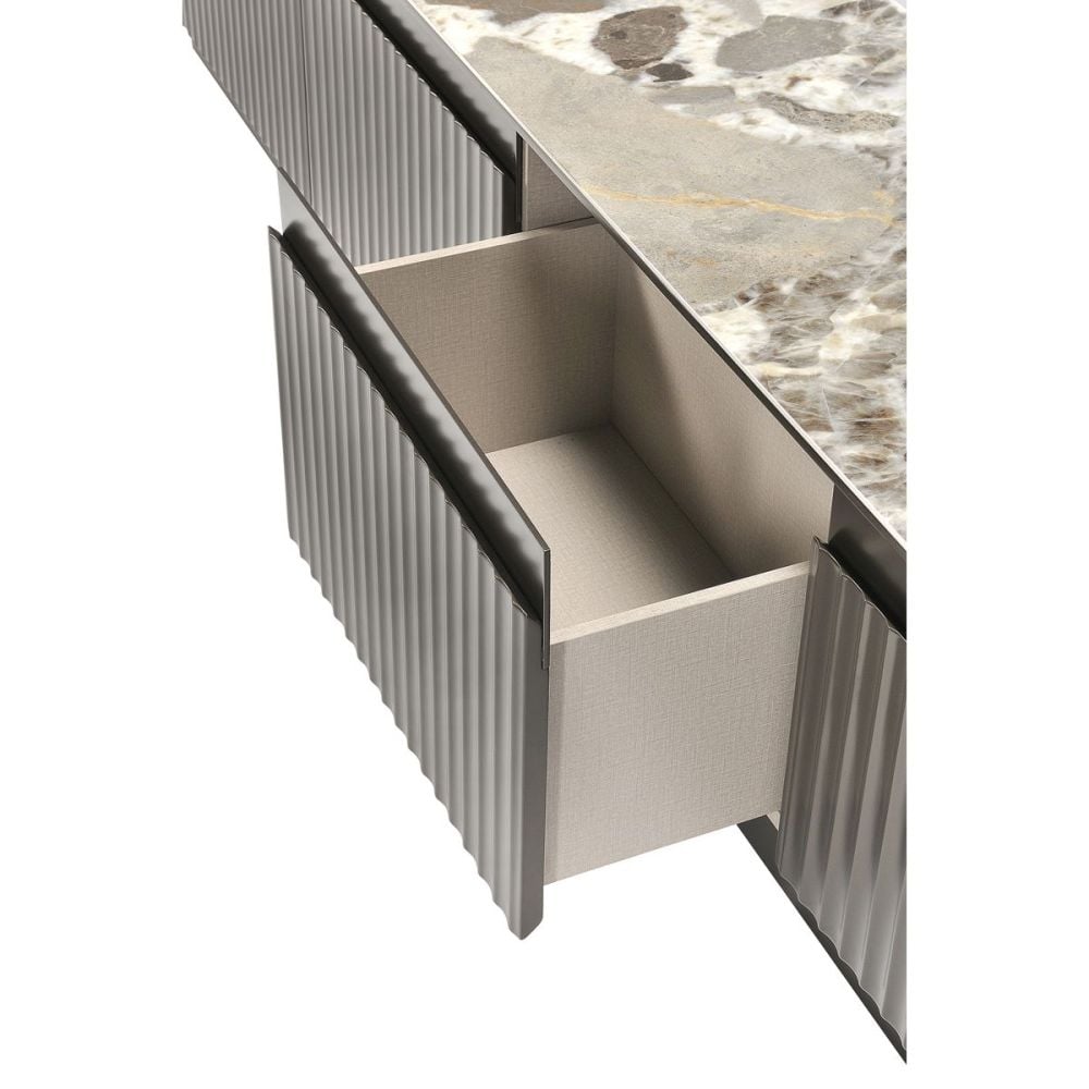 Titan 2330 Entertainment Unit