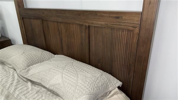 Limited Stock - Austin 4 Poster Queen Bed