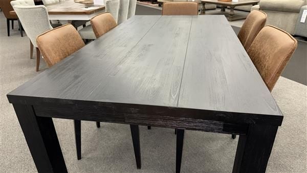 Clearance - Paris 1900 dining Table 6 x Tennant Creek Dining Chairs