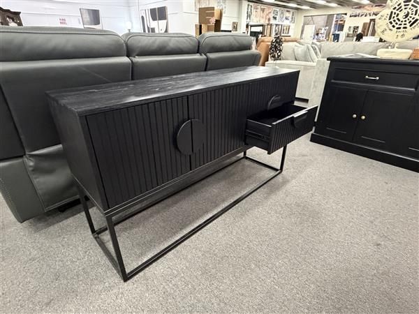 Clearance - Jensen Hall Table