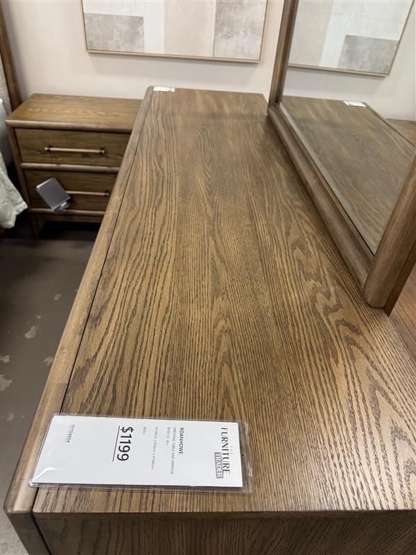 Clearance - Roanhowe Dresser & Mirror