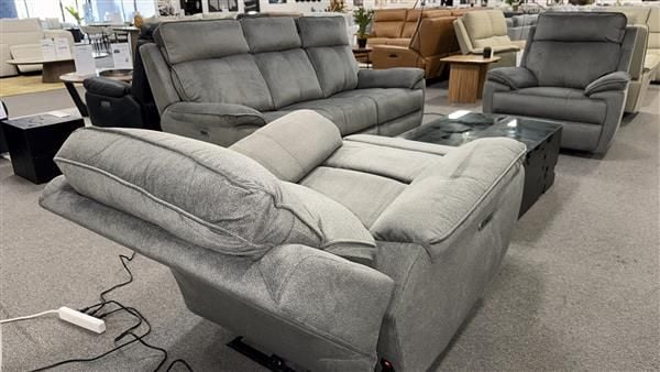 Clearance - Flynn Recliner Collection
