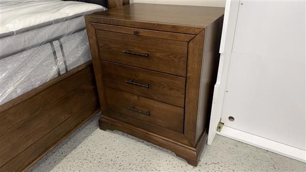 Clearance - Karratha Queen Bed With 2x Bedsides