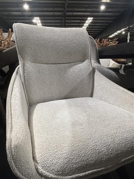 Limited Stock - Jensen 2600 Dining Table + 6 Kelsey Dining Chairs - Beige Fabric