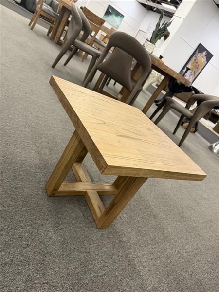 Clearance - Kildare Lamp Table