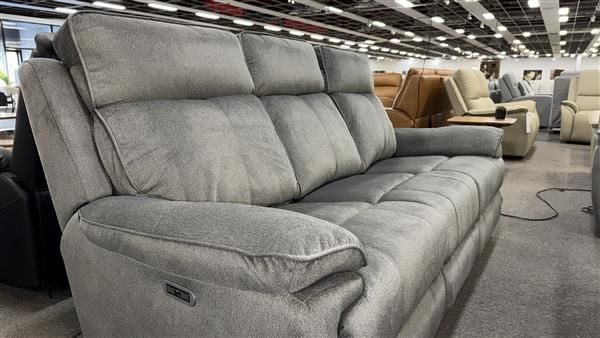 Clearance - Flynn Recliner Collection