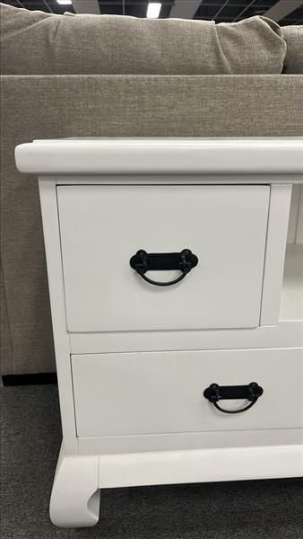 Clearance - Opium Entertainment Unit