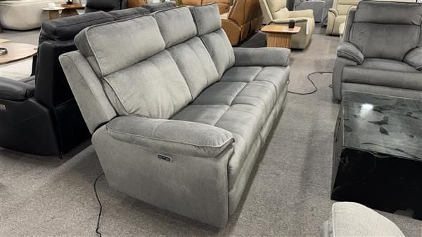 Clearance - Flynn Recliner Collection