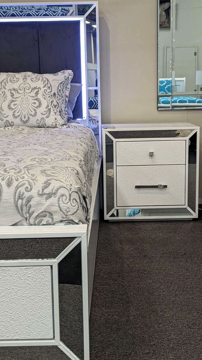 Cortana Queen Bed With Drawers - White