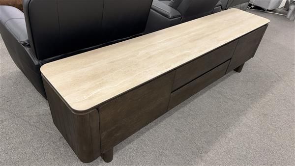 Clearance - Riviera 2200 Ent Unit