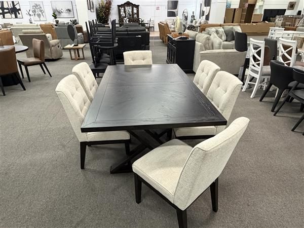 Clearance - Grange Dining Table + 6 Grange Carver Chairs