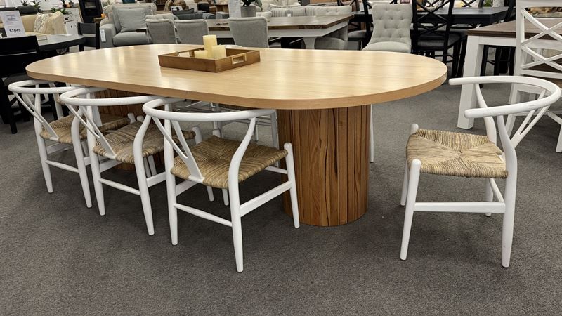 Clearance - Ripple Messamate 2700 Dining Table & 8 Wishbone Dining Chairs