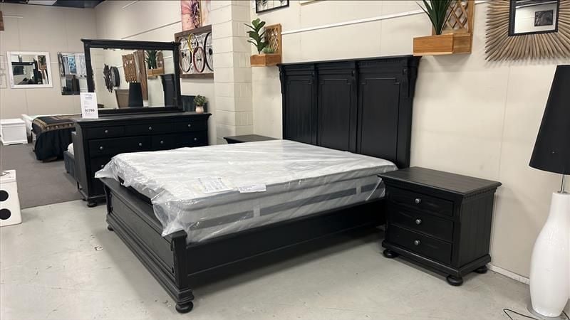 Clearance - Cayden King Bedroom Suite