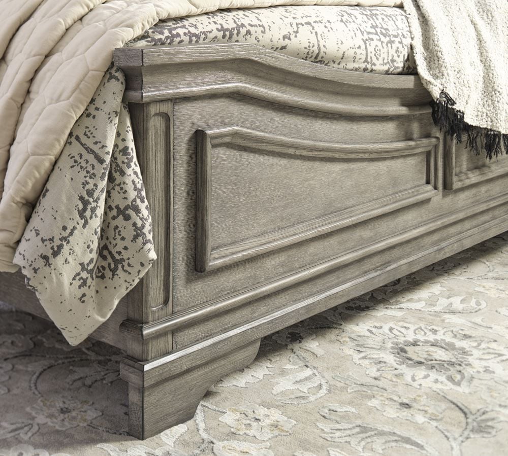 Lodenbay 5 Piece King Bedroom Suite With Dressing Table & Mirror