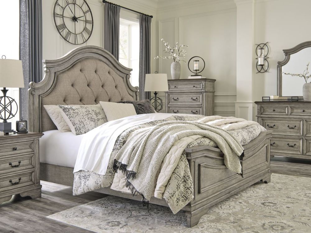Lodenbay Queen Bed