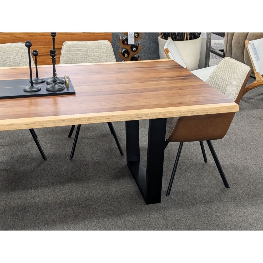 Evandale 2400 Dining Table