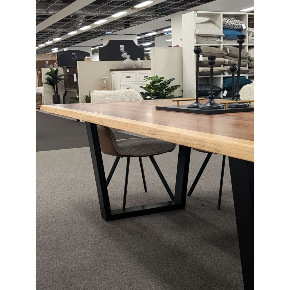 Evandale 2400 Dining Table
