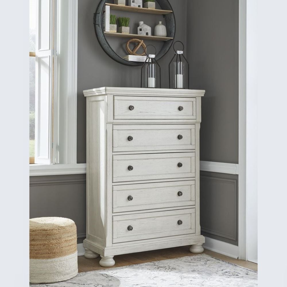 Robbinsdale Queen Bedroom Suite With Tallboy Chest
