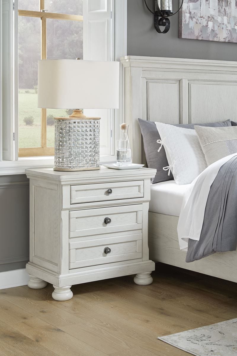 Robbinsdale King Bedroom Suite With Tallboy Chest