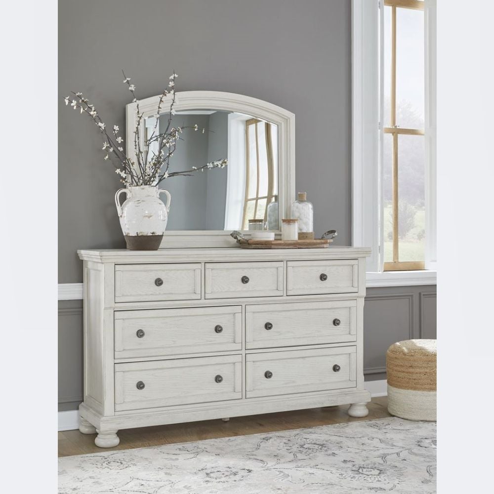 Robbinsdale King Bedroom Suite With Dressing Table & Mirror