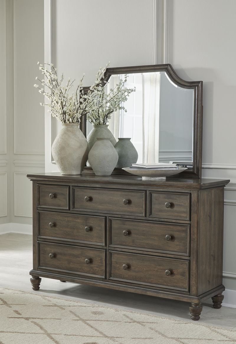 Veramond Queen Bedroom Suite With Dressing Table & Mirror